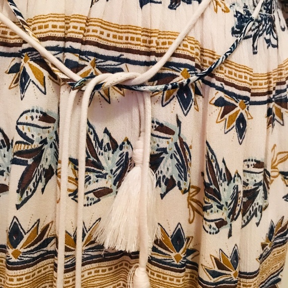 SOLD -Ivory Blue Gold Floral Print Boho Dress NWT - Picture 3 of 7